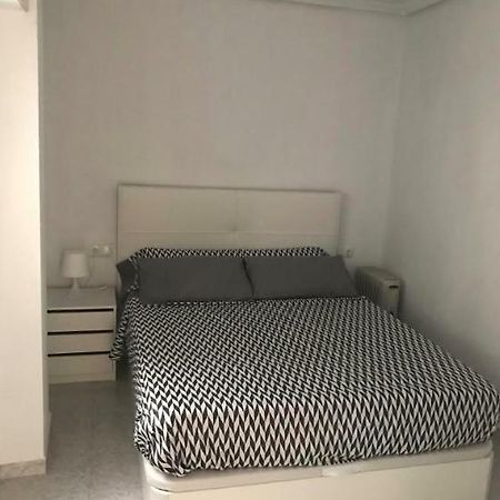 טורבייחה Modern Beach Apartment מראה חיצוני תמונה